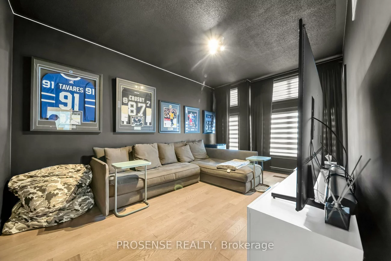 52, Chandos, Kleinburg, Vaughan
