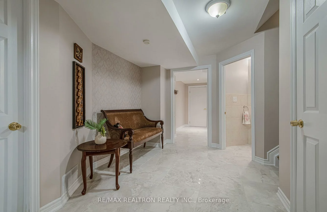 8, Forecastle, Patterson, Vaughan