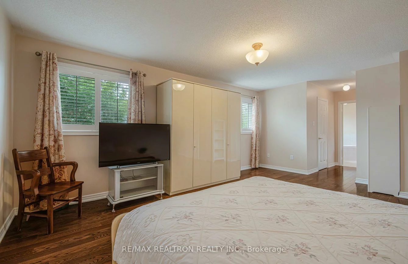 8, Forecastle, Patterson, Vaughan