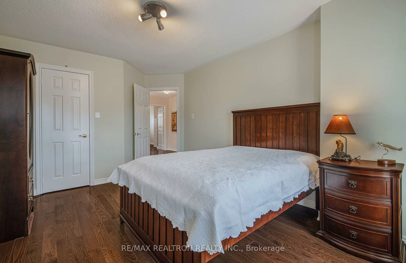 8, Forecastle, Patterson, Vaughan