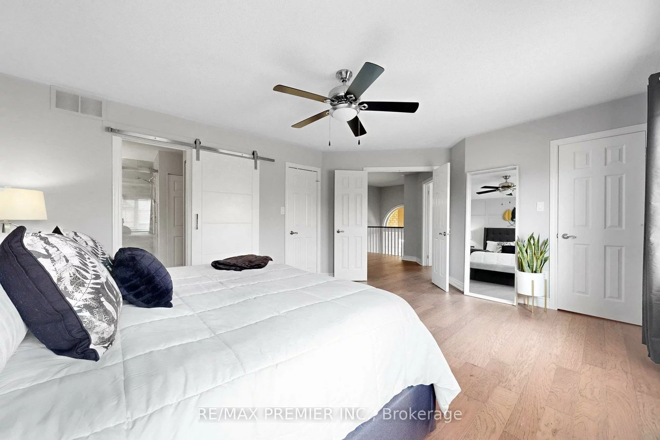 124, Kingsview, Vellore Village, Vaughan