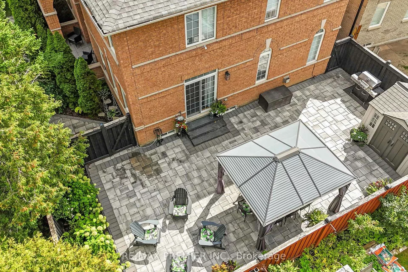 124, Kingsview, Vellore Village, Vaughan