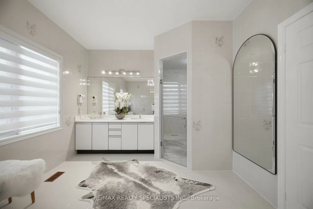 5, Rossmull, Islington Woods, Vaughan