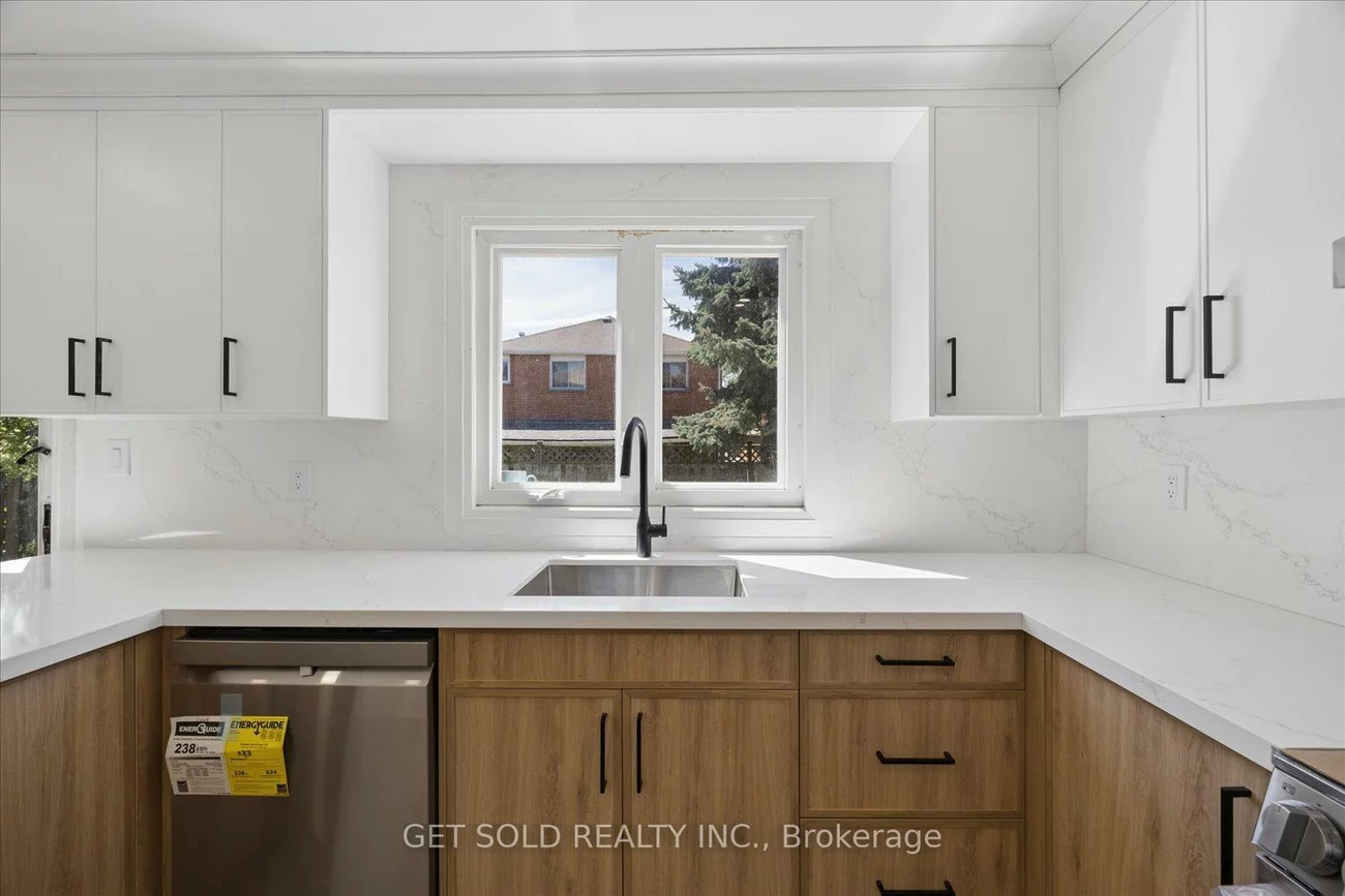 181, Brownridge, Brownridge, Vaughan
