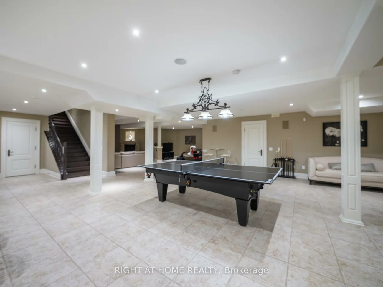 100, Rocmary, Kleinburg, Vaughan