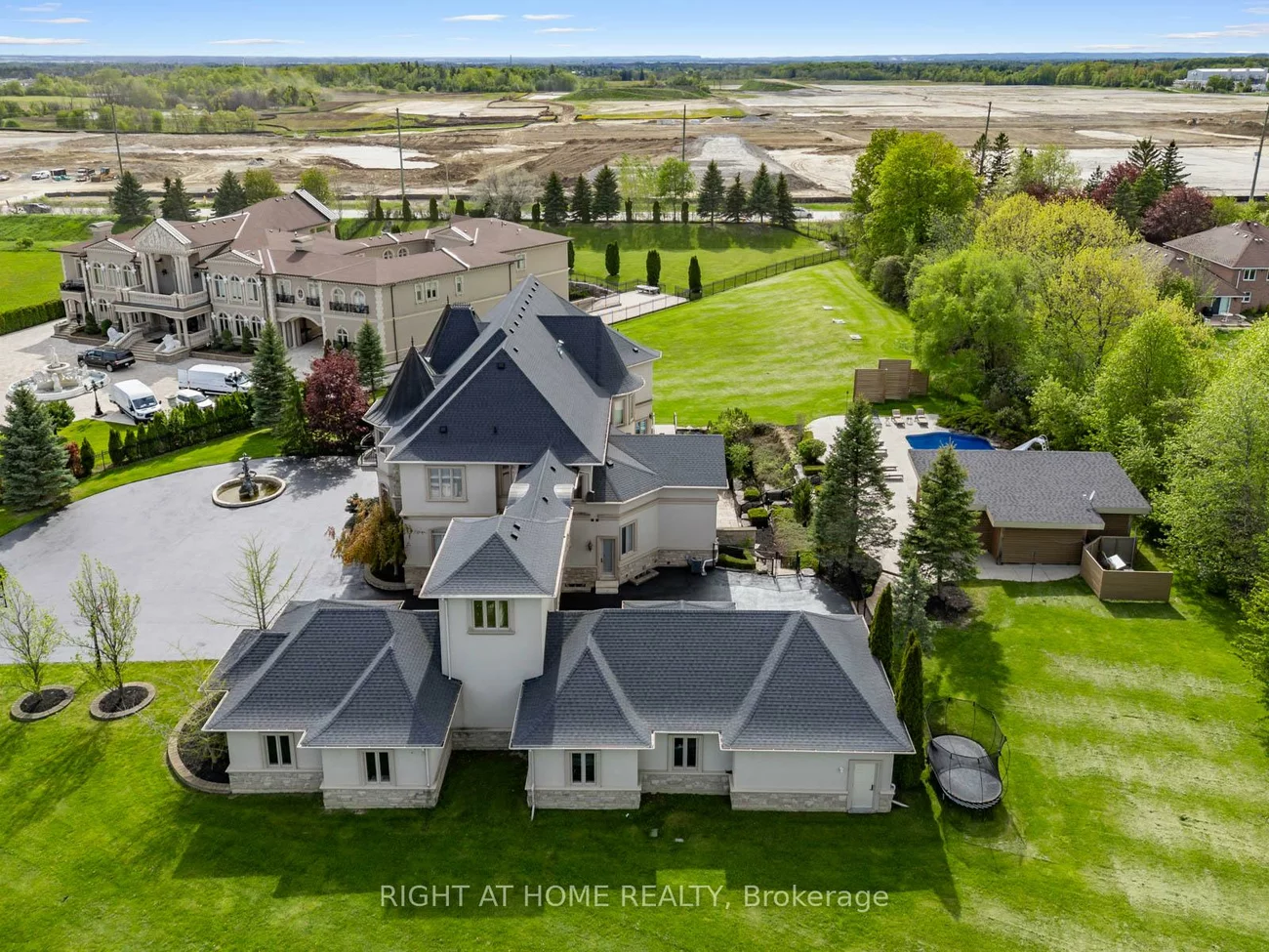 100, Rocmary, Kleinburg, Vaughan