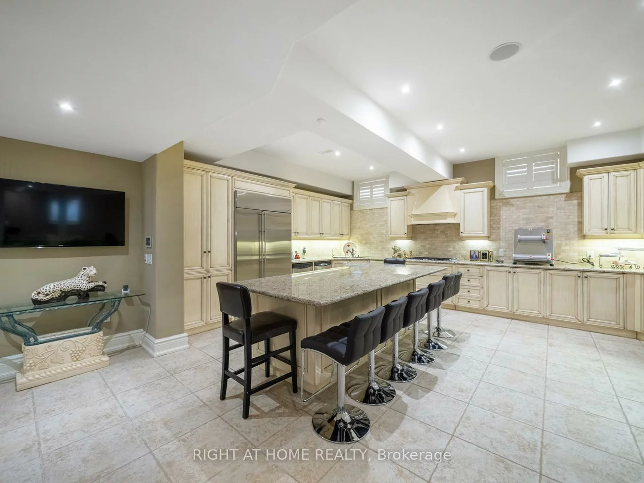 100, Rocmary, Kleinburg, Vaughan