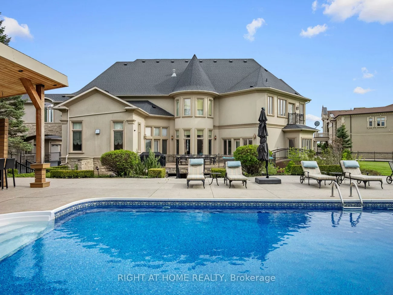 100, Rocmary, Kleinburg, Vaughan