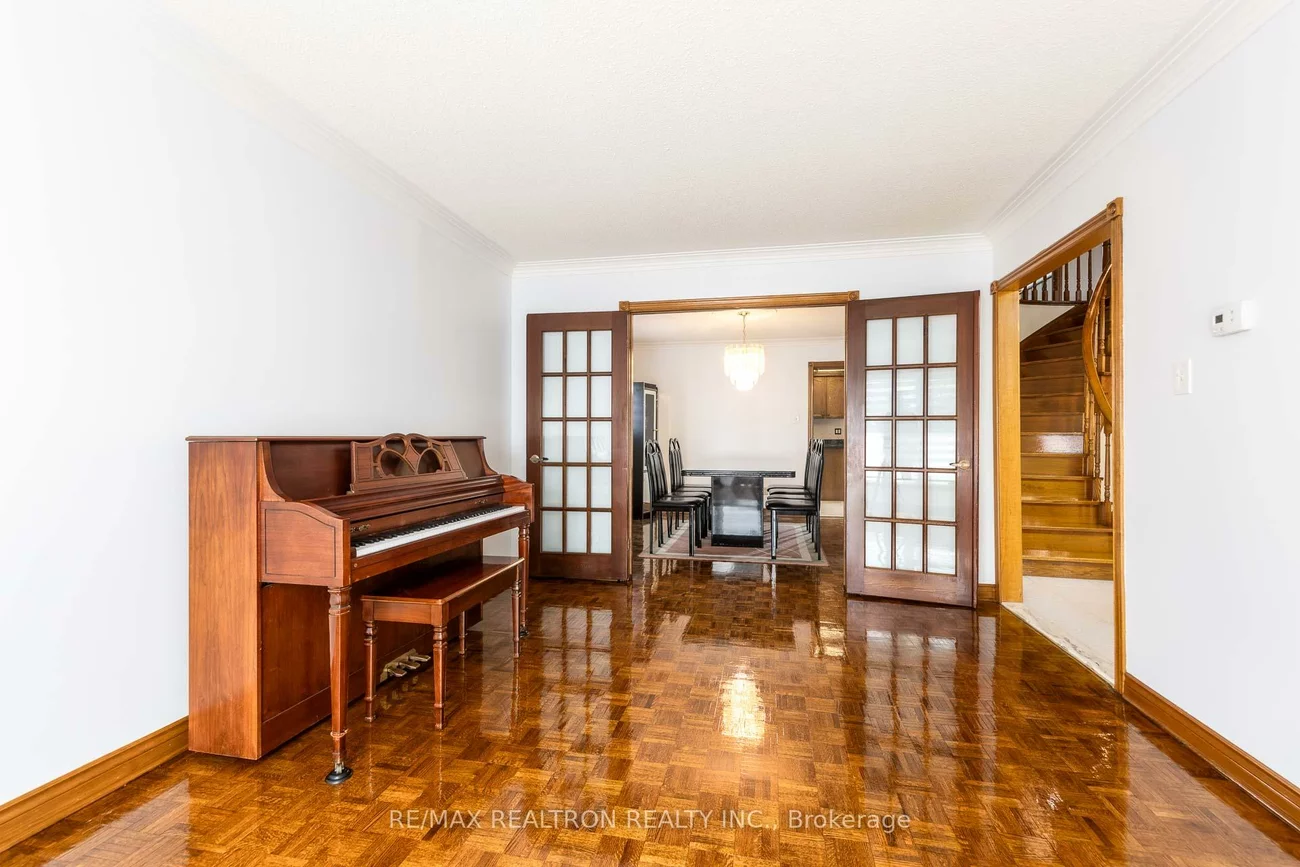 73, Saddle Tree, West Woodbridge, Vaughan