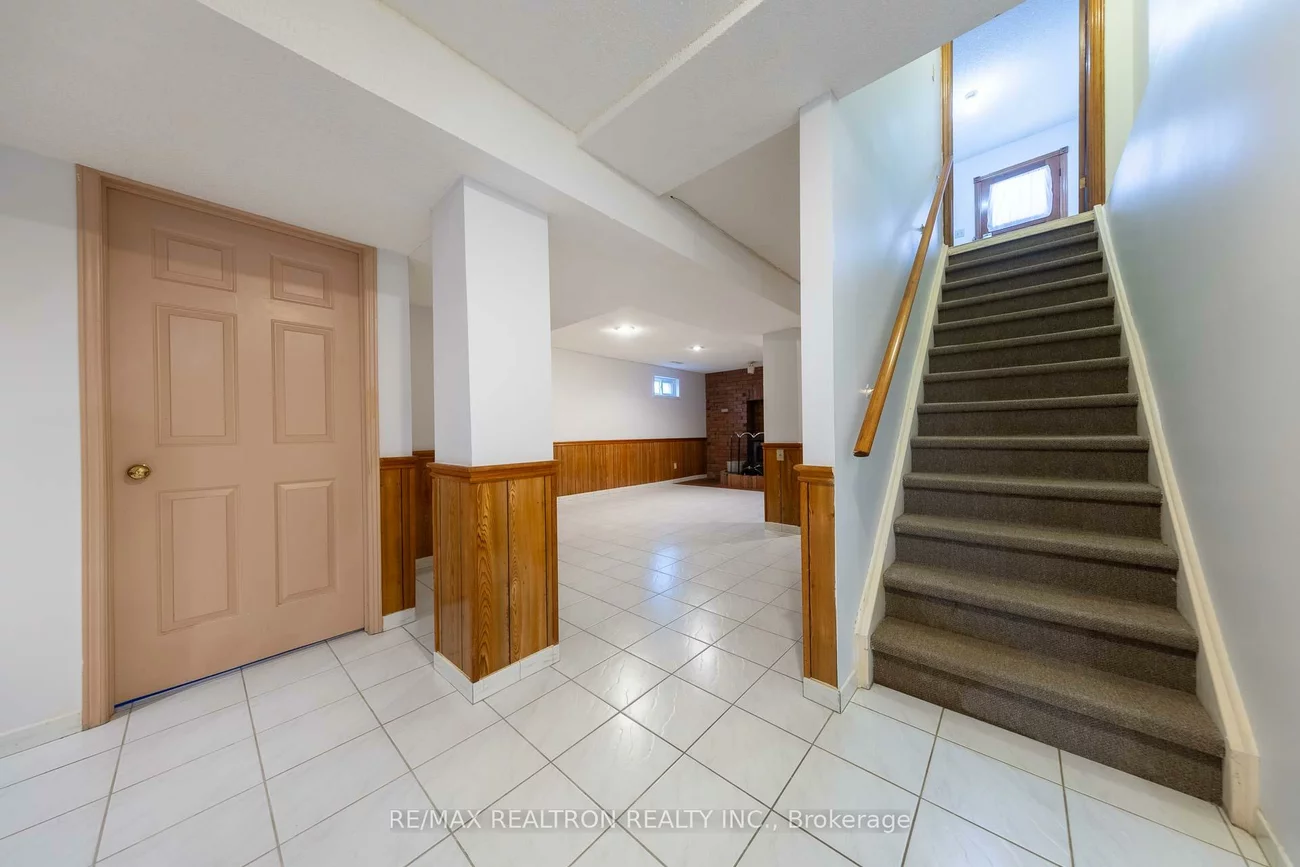 73, Saddle Tree, West Woodbridge, Vaughan