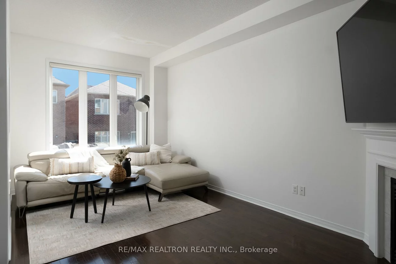 104, White Beach, Patterson, Vaughan