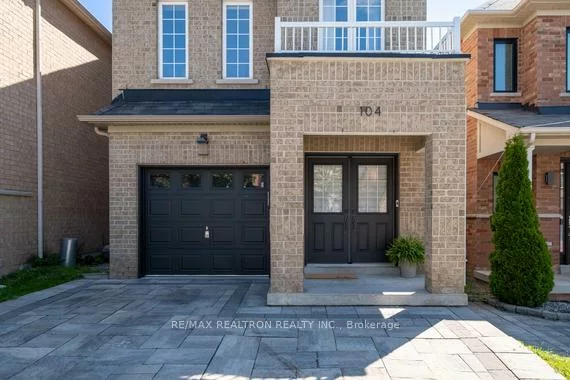 104, White Beach, Patterson, Vaughan