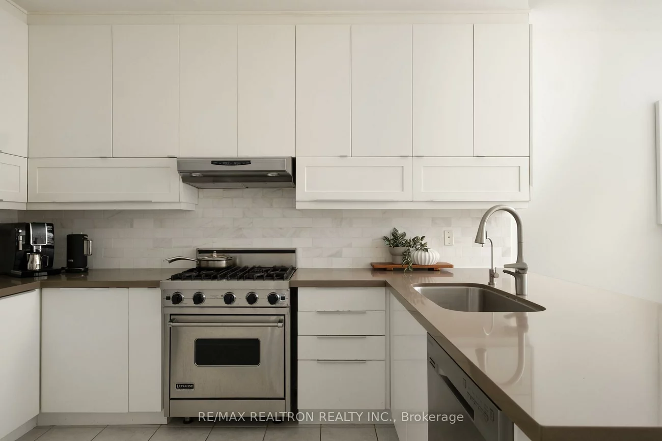 104, White Beach, Patterson, Vaughan