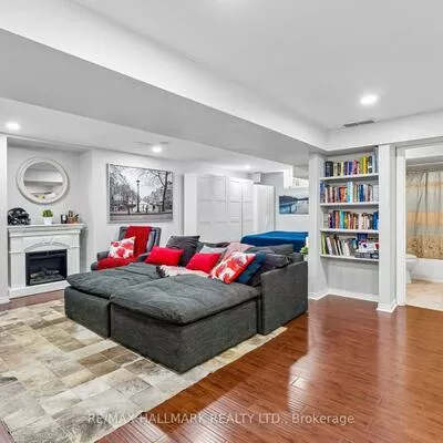 315, Forest Run, Patterson, Vaughan