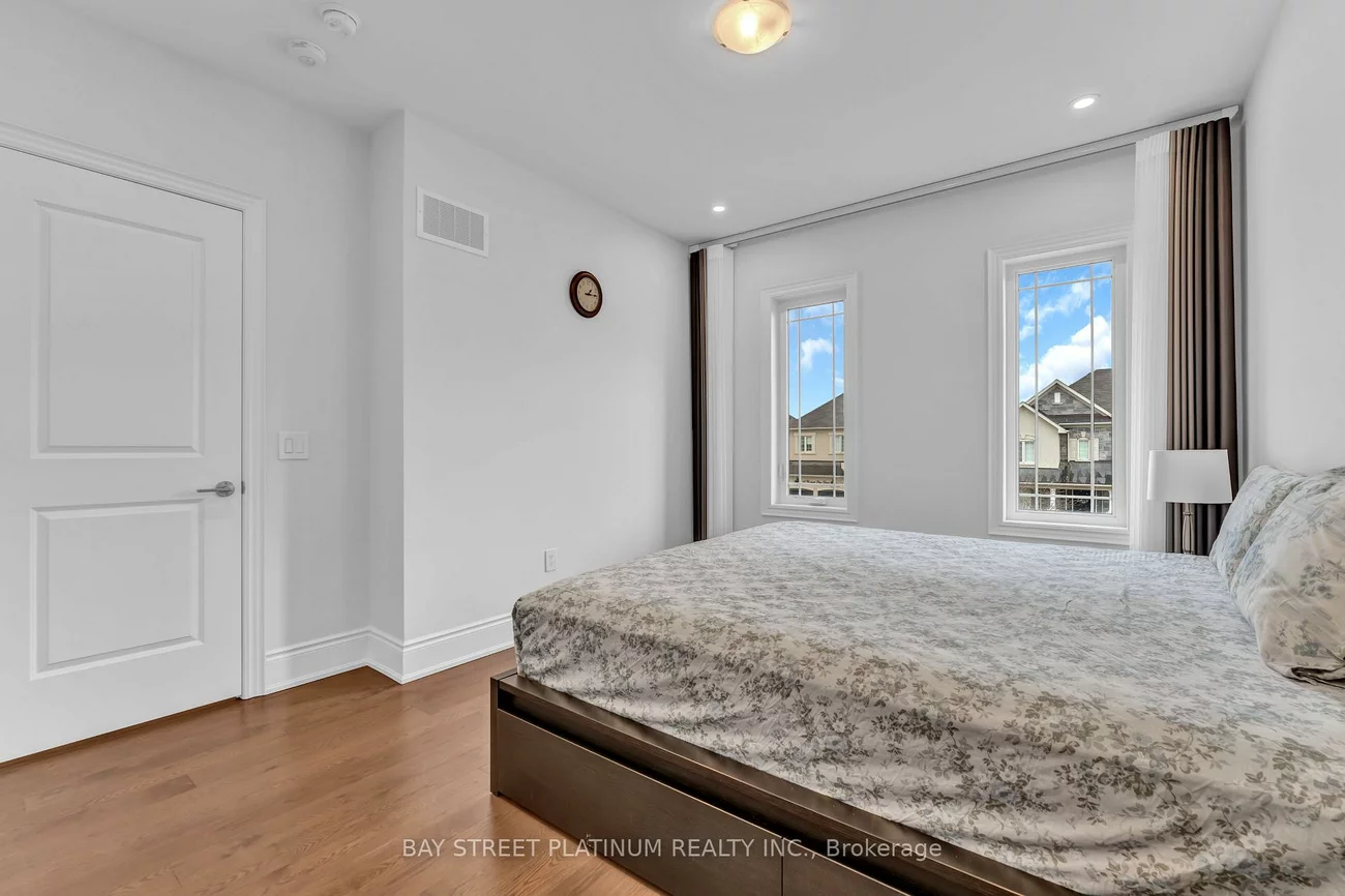 18, Woodgate Pines, Kleinburg, Vaughan