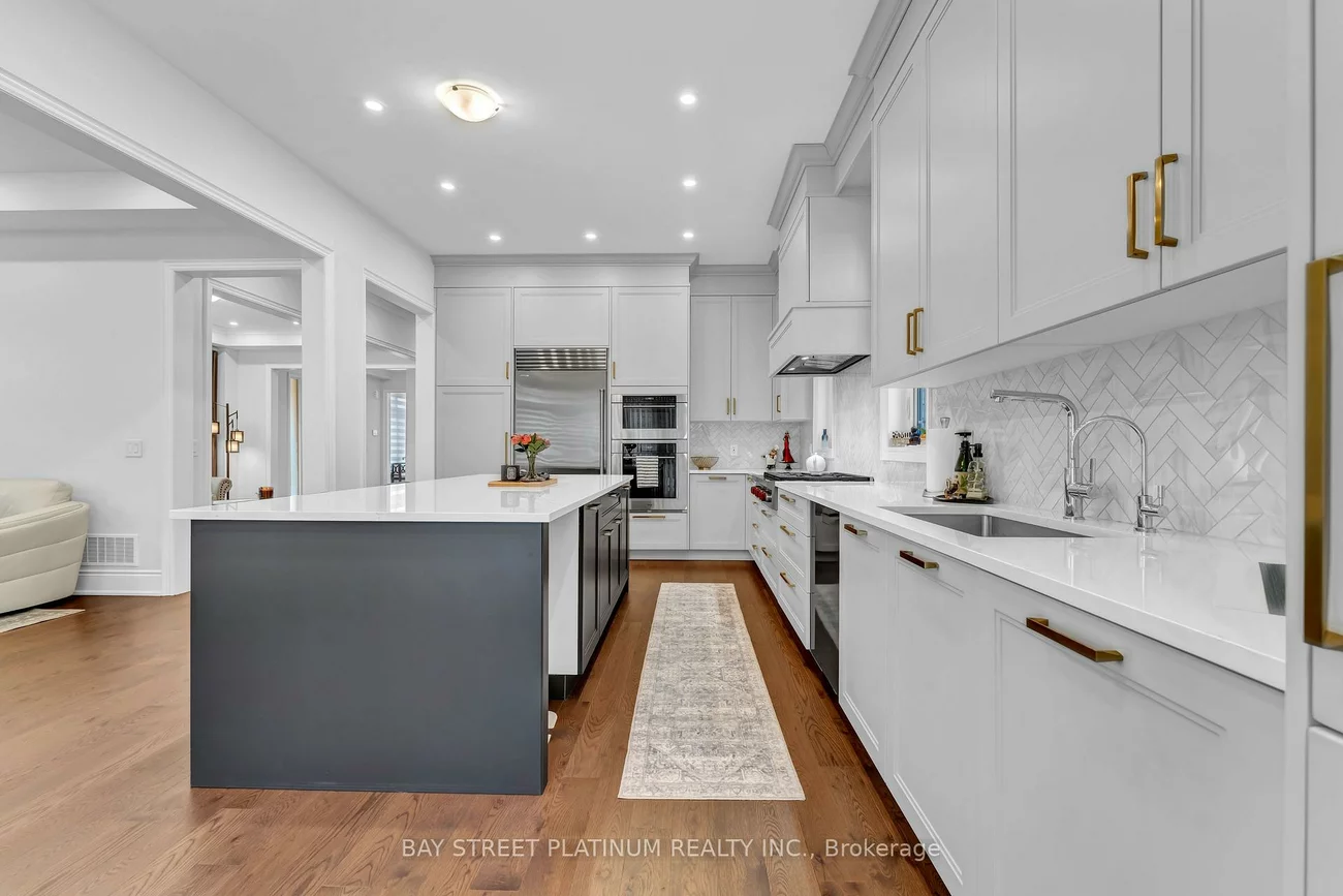 18, Woodgate Pines, Kleinburg, Vaughan