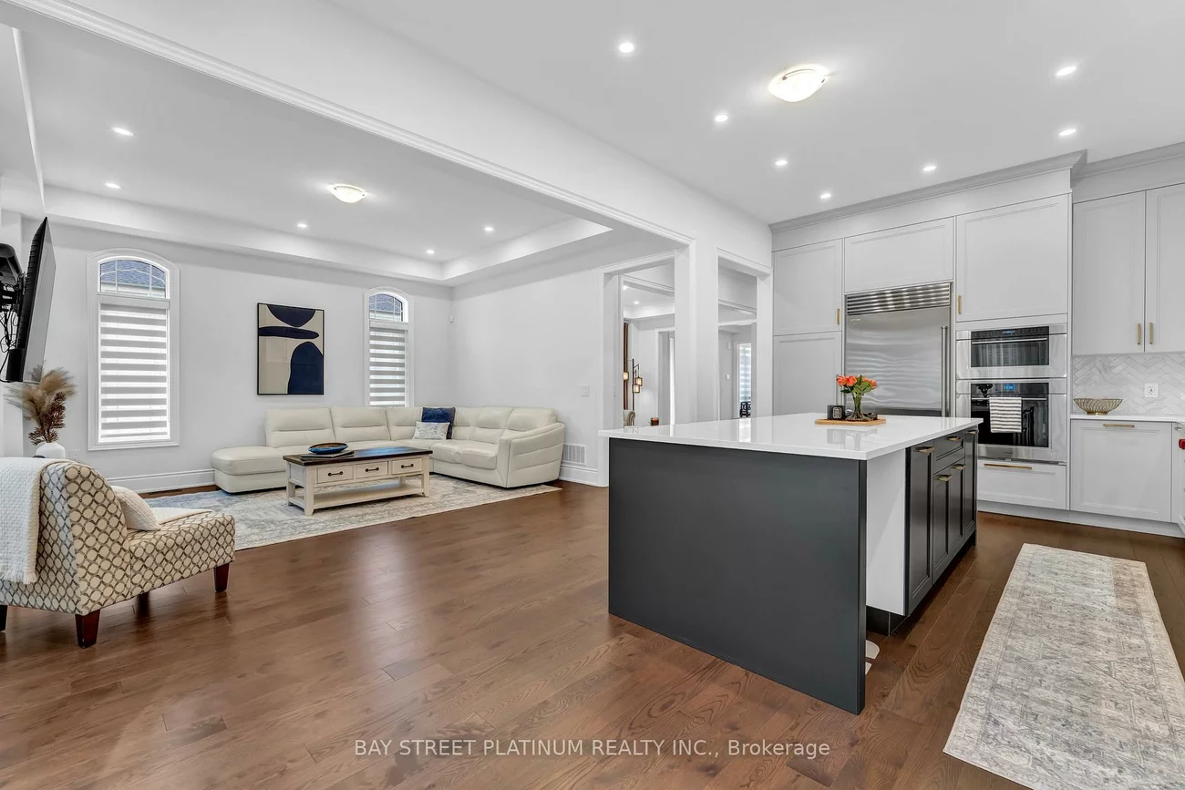 18, Woodgate Pines, Kleinburg, Vaughan