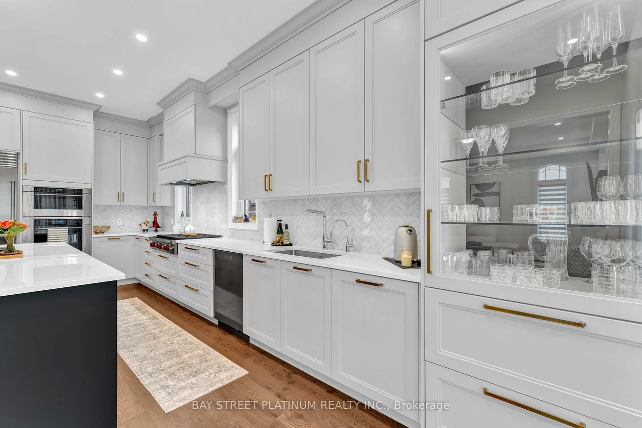 18, Woodgate Pines, Kleinburg, Vaughan