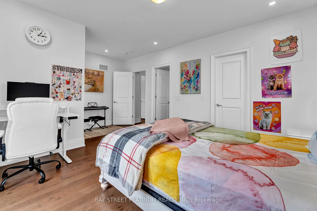 18, Woodgate Pines, Kleinburg, Vaughan