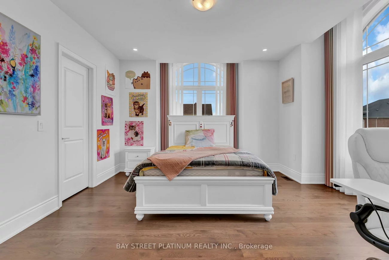 18, Woodgate Pines, Kleinburg, Vaughan