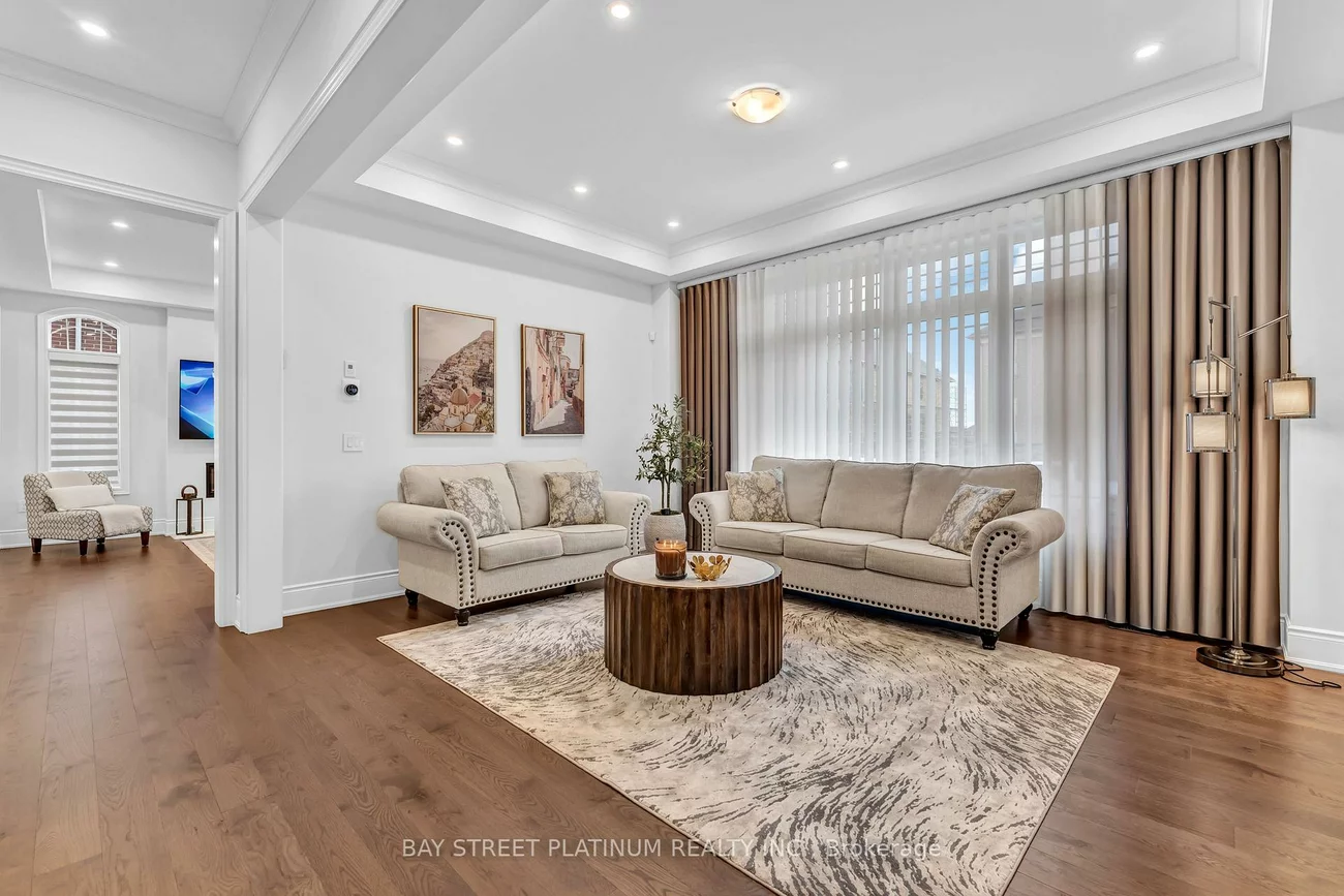 18, Woodgate Pines, Kleinburg, Vaughan