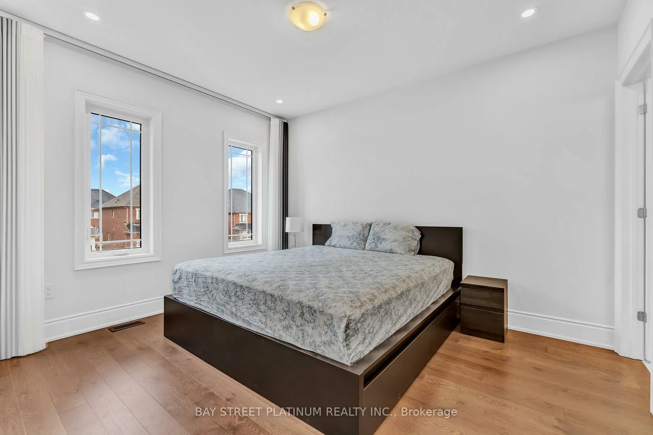 18, Woodgate Pines, Kleinburg, Vaughan