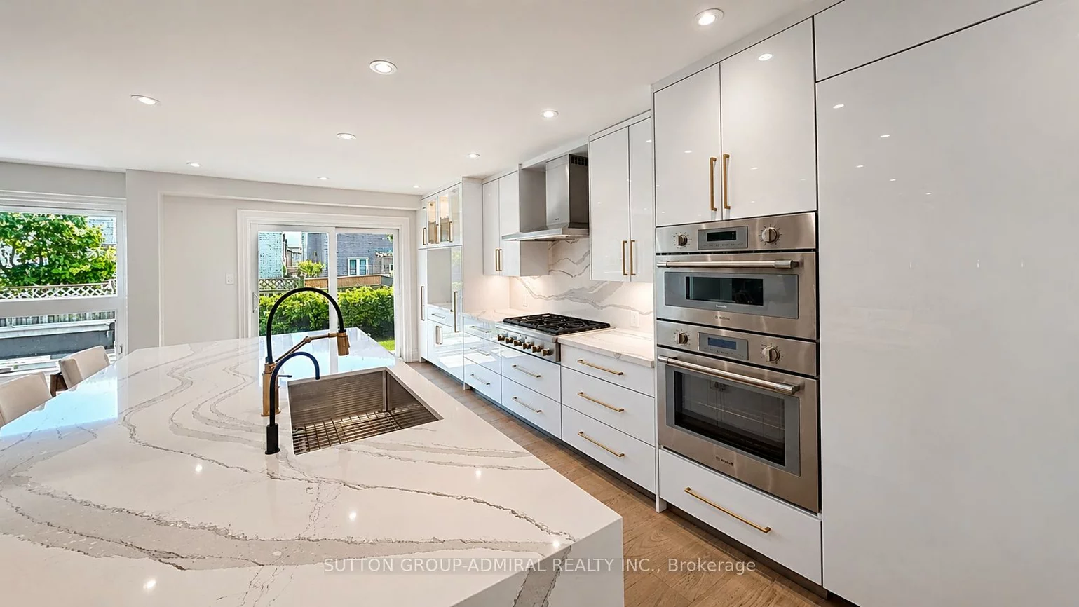 79, Brickstone, Brownridge, Vaughan