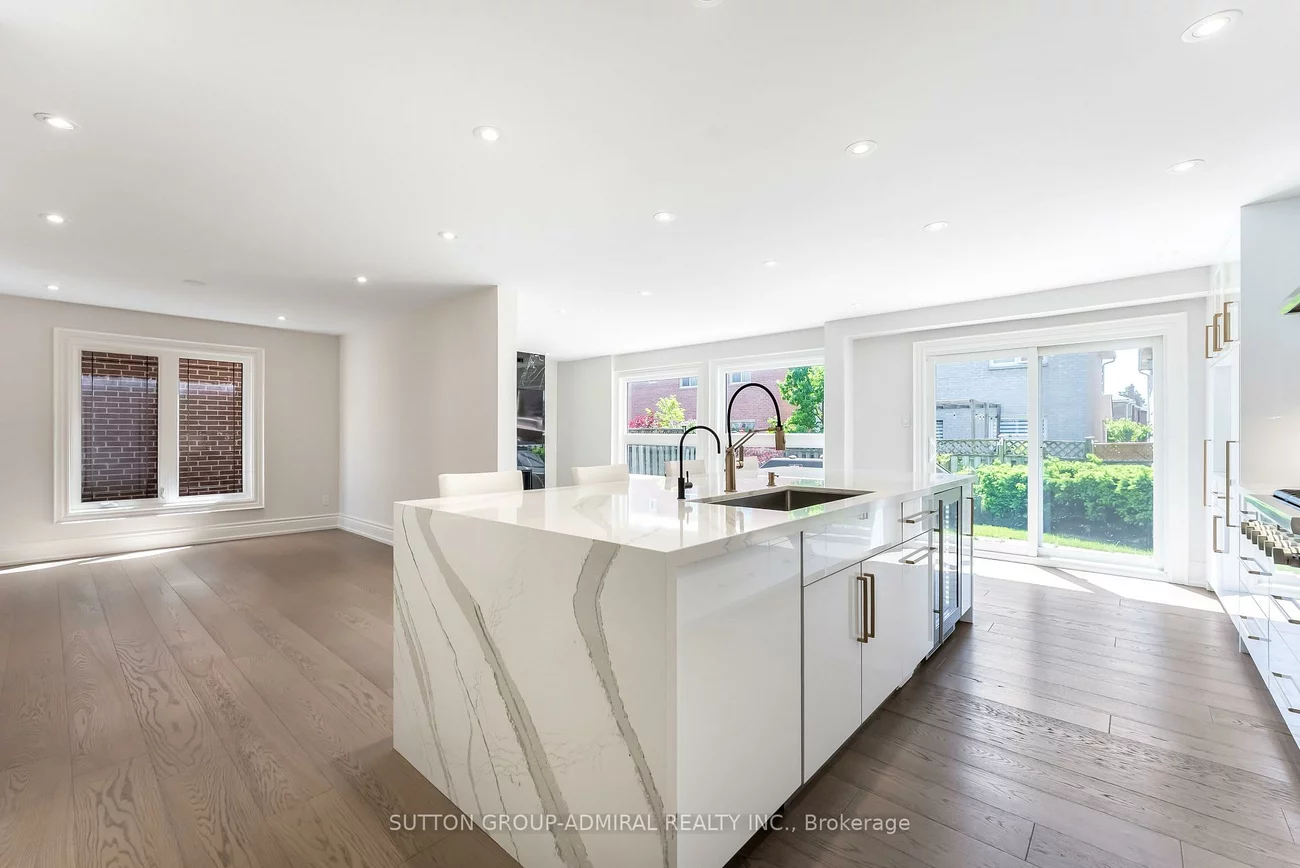 79, Brickstone, Brownridge, Vaughan