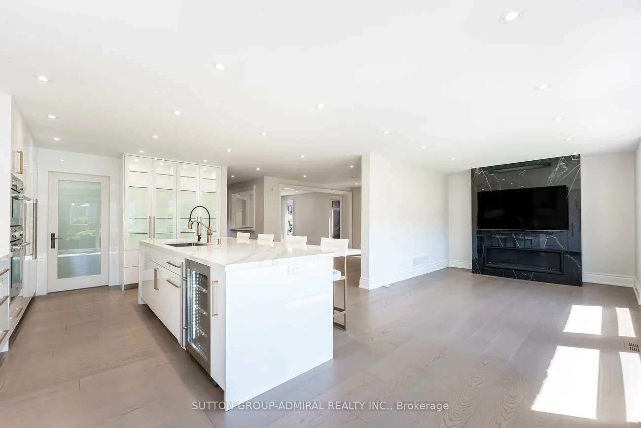 79, Brickstone, Brownridge, Vaughan