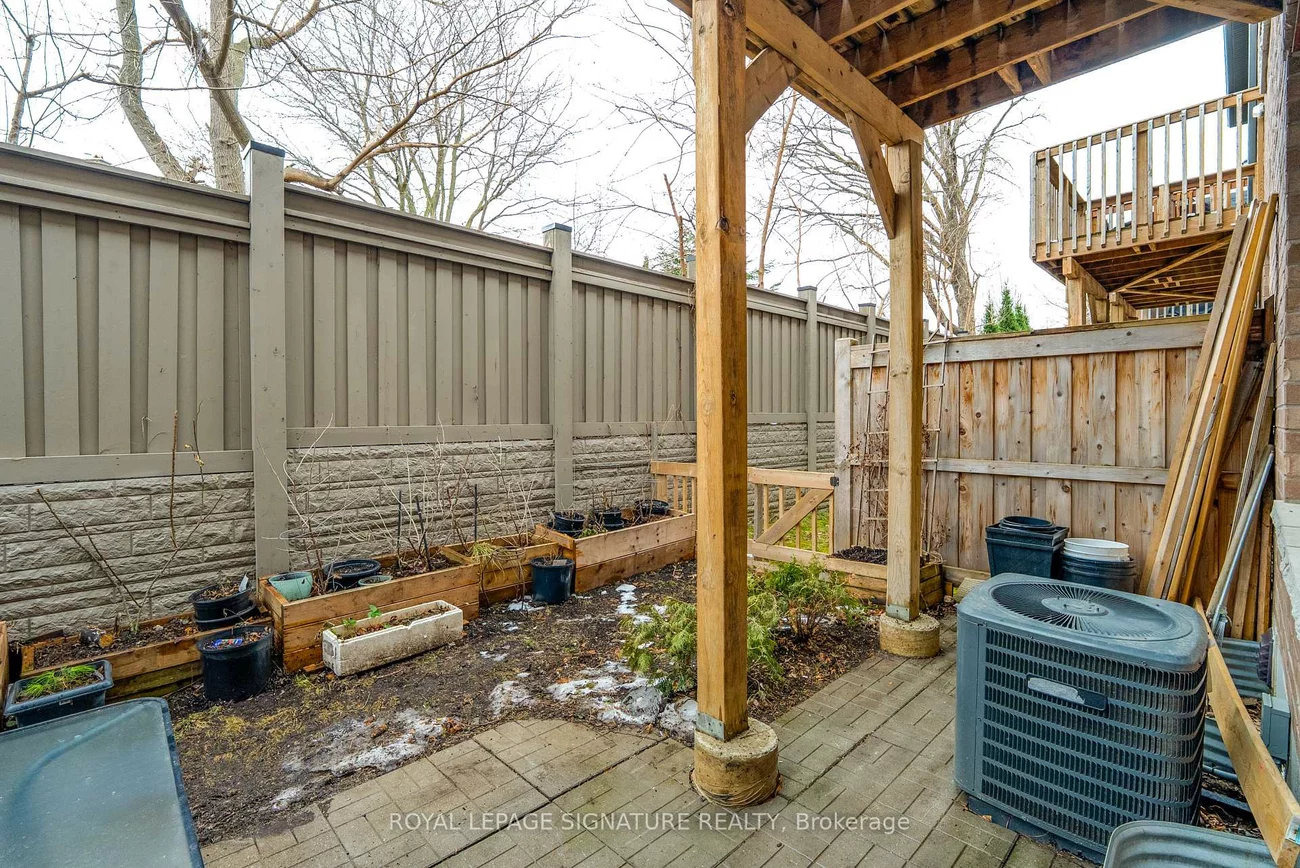 14, Queen Mary, East Woodbridge, Vaughan