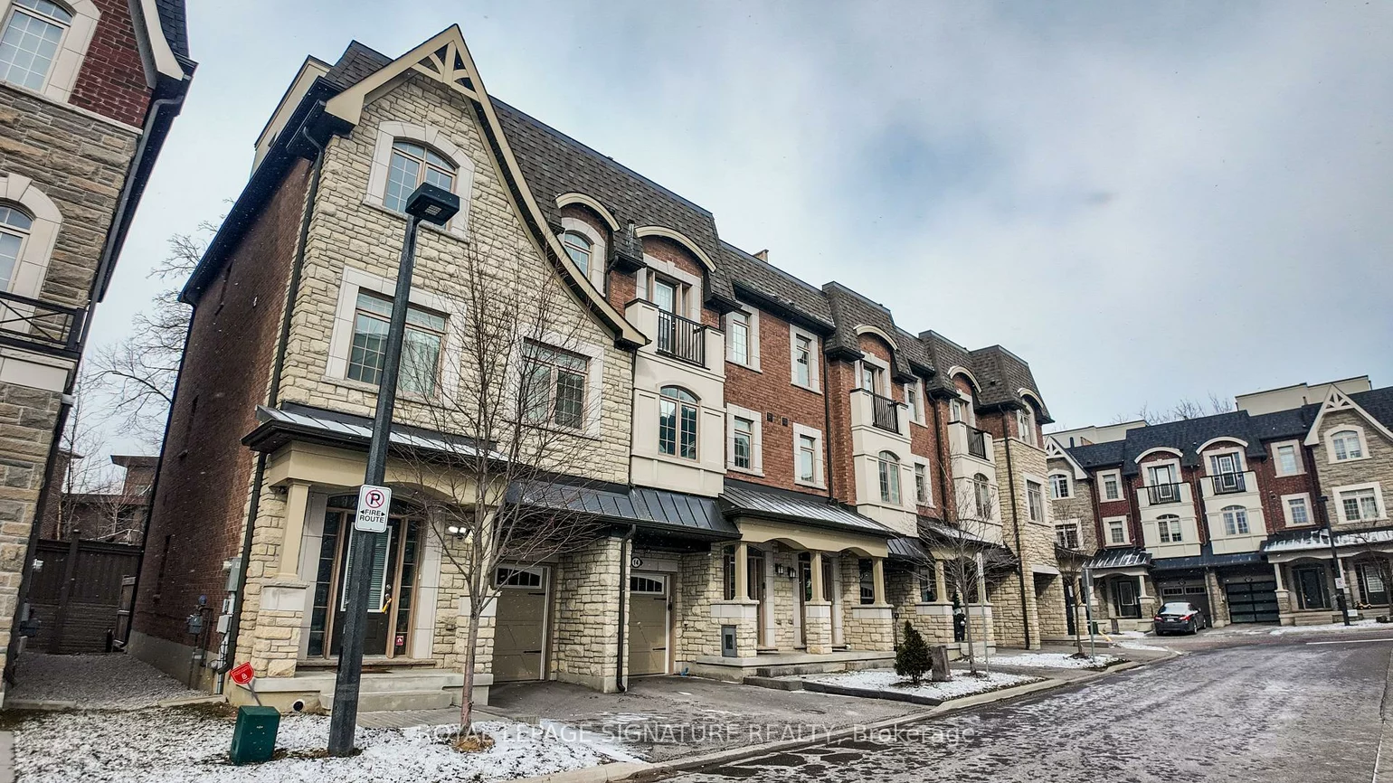 14, Queen Mary, East Woodbridge, Vaughan