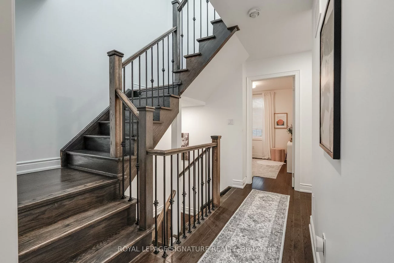 14, Queen Mary, East Woodbridge, Vaughan