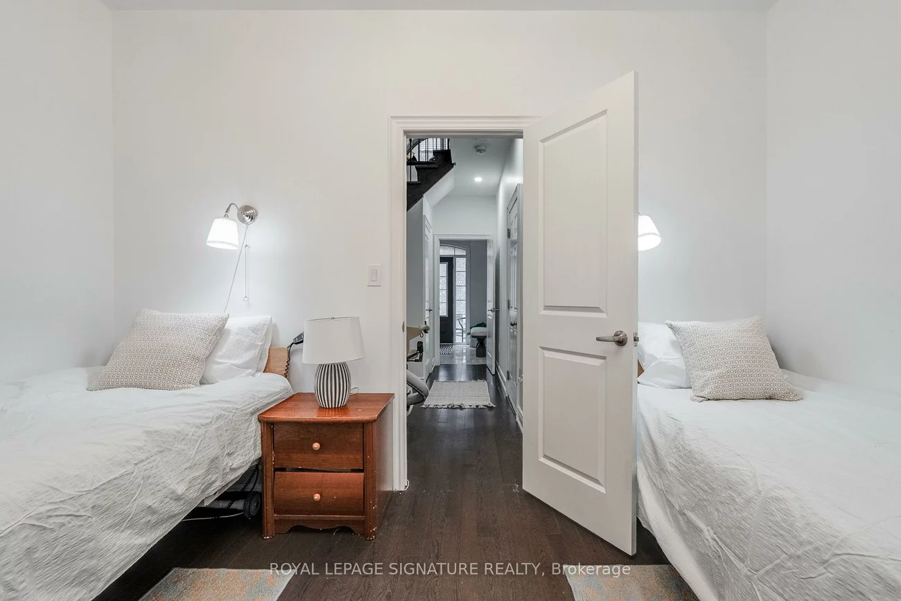 14, Queen Mary, East Woodbridge, Vaughan