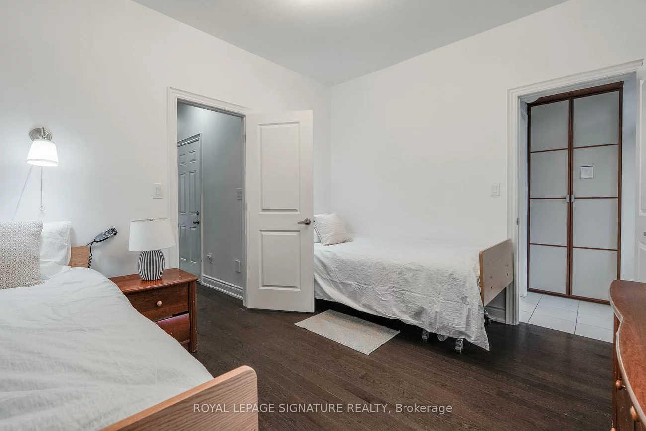 14, Queen Mary, East Woodbridge, Vaughan