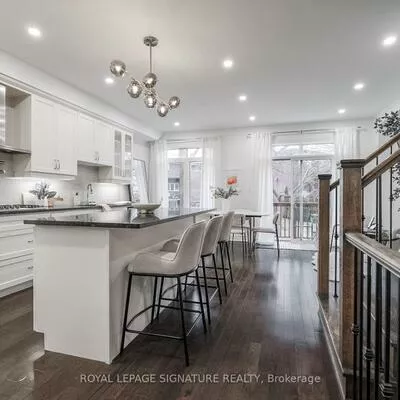 14, Queen Mary, East Woodbridge, Vaughan