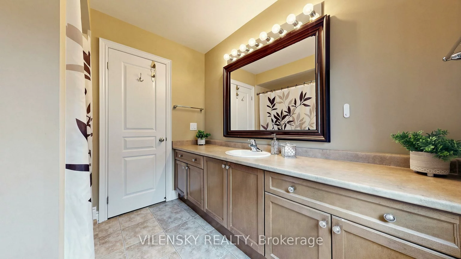 146, Valley Vista, Patterson, Vaughan