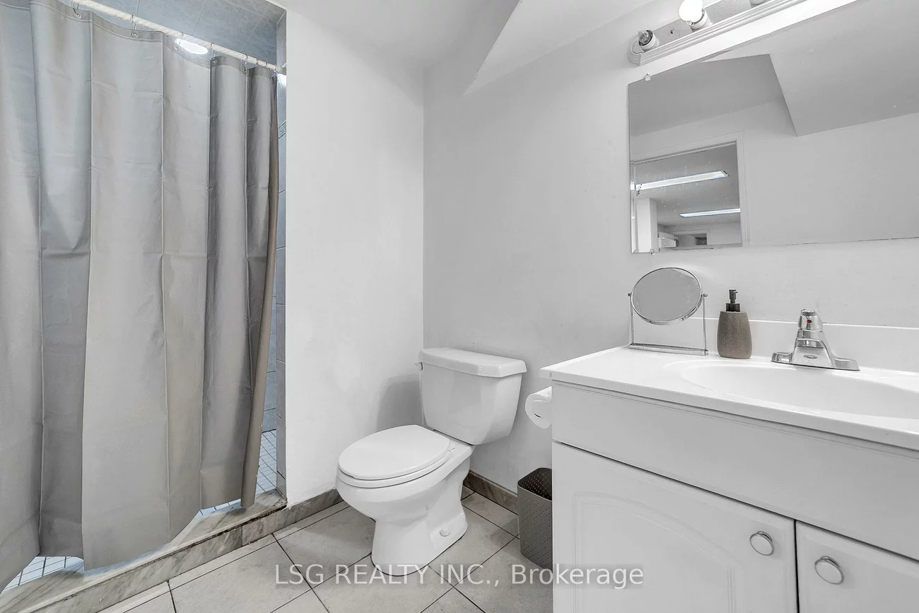 629, York Hill, Crestwood-Springfarm-Yorkhill, Vaughan