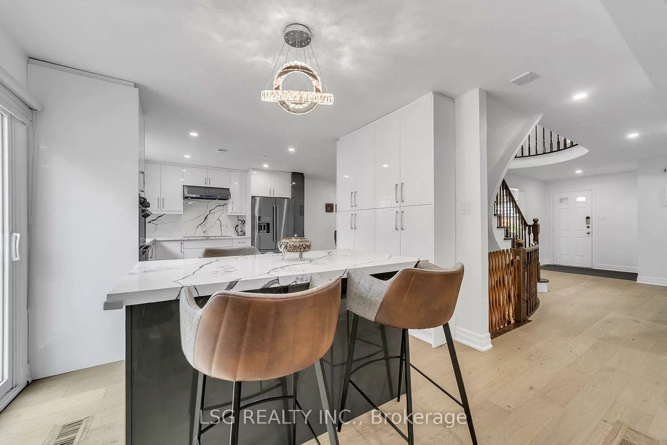 629, York Hill, Crestwood-Springfarm-Yorkhill, Vaughan