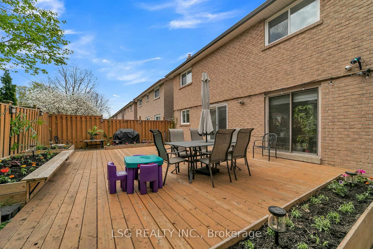 629, York Hill, Crestwood-Springfarm-Yorkhill, Vaughan
