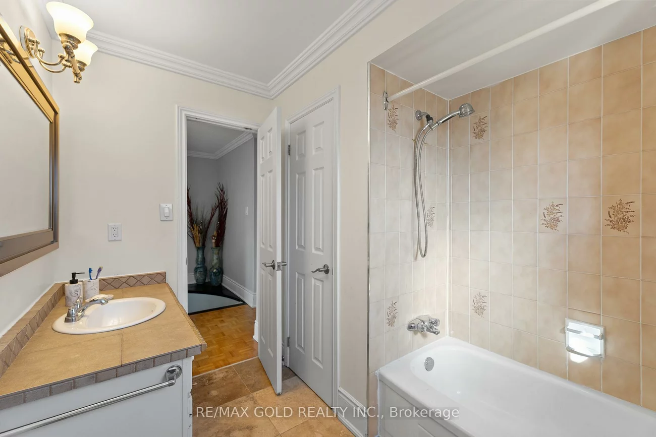 115, Misty Meadow, East Woodbridge, Vaughan