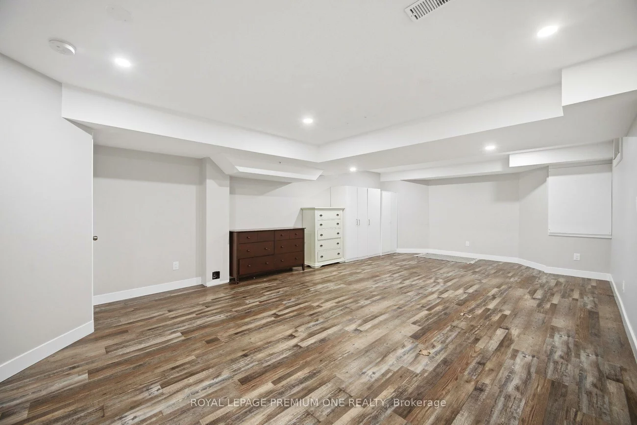 95, Retreat, Vellore Village, Vaughan