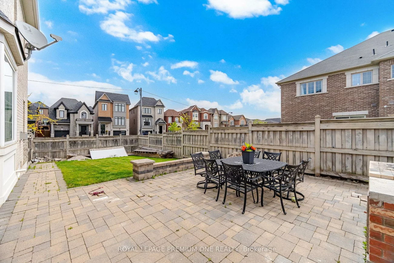 95, Retreat, Vellore Village, Vaughan