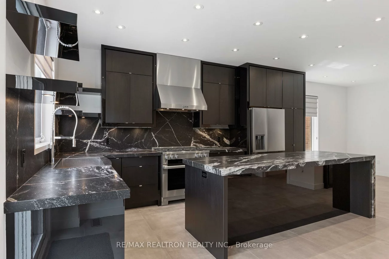 55, Headwind, Vellore Village, Vaughan