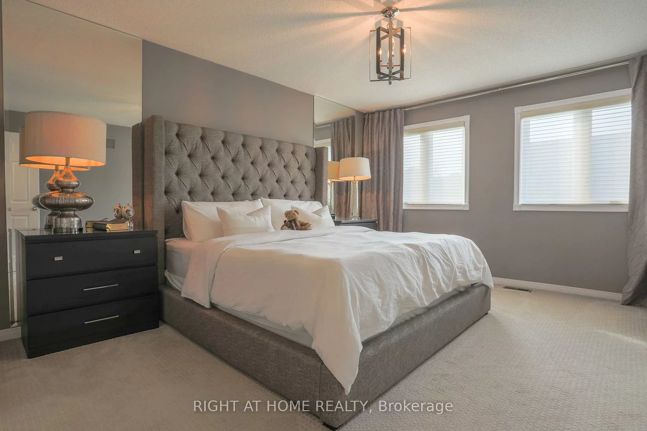 263, Golden Orchard, Patterson, Vaughan