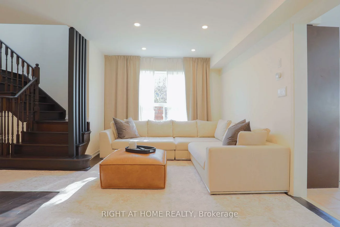 263, Golden Orchard, Patterson, Vaughan