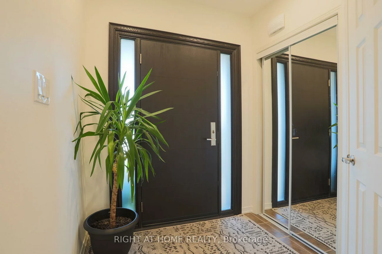 263, Golden Orchard, Patterson, Vaughan