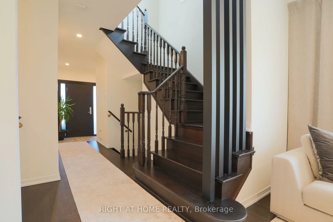 263, Golden Orchard, Patterson, Vaughan