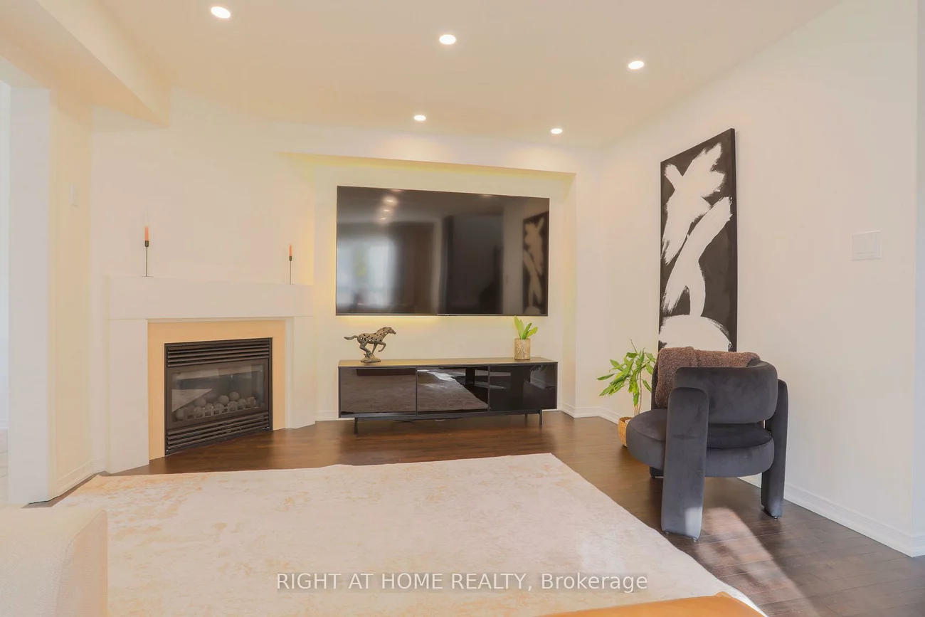 263, Golden Orchard, Patterson, Vaughan