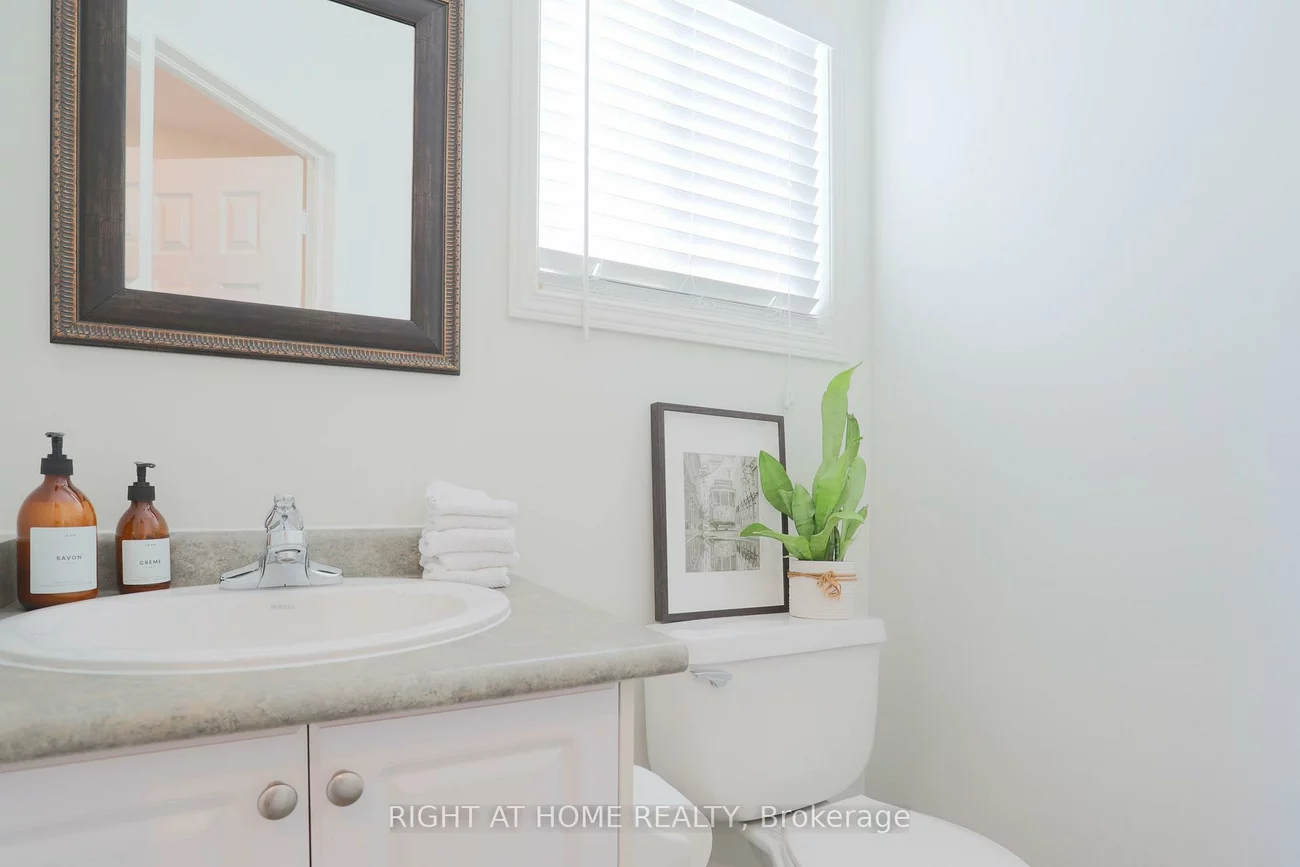 263, Golden Orchard, Patterson, Vaughan