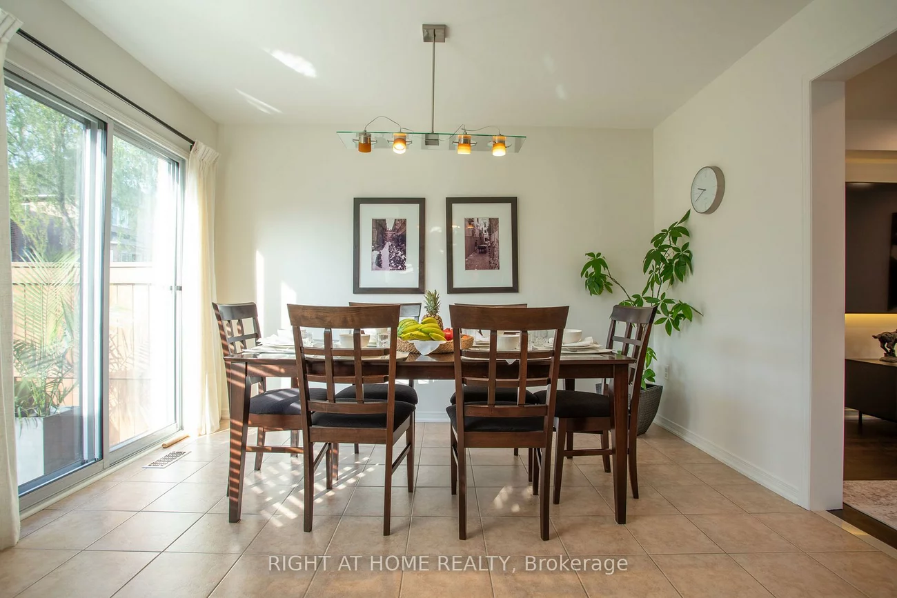263, Golden Orchard, Patterson, Vaughan